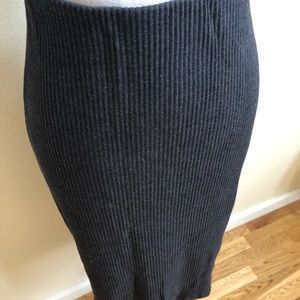 Sweater pencil skirt